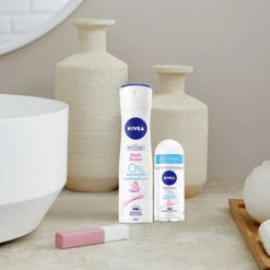 NIVEA Deodorant Spray Fresh Flower -Exquisite Pflege MAM 8419378 SHOP IMAGE 1.4