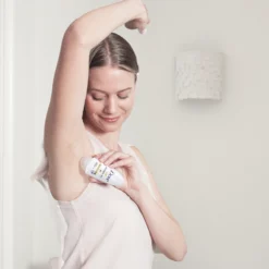 DOVE Deo Roll-On Invisible Dry Anti-Transpirant -Exquisite Pflege MAM 8499941 SHOP IMAGE 1.4