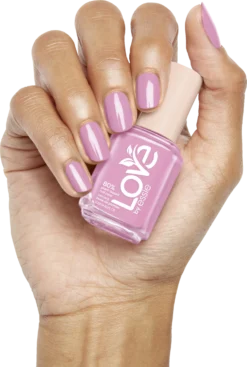 LOVE BY ESSIE Nagellack 160 CAREFREE BUT CARING -Exquisite Pflege MAM 9684265 SHOP IMAGE 1.6