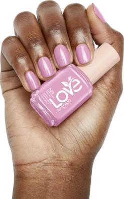 LOVE BY ESSIE Nagellack 160 CAREFREE BUT CARING -Exquisite Pflege MAM 9684271 SHOP IMAGE 1.6